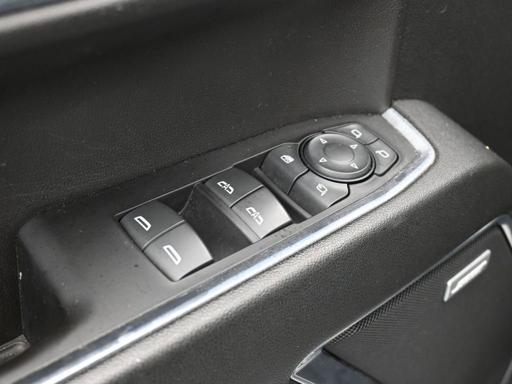Used 2024 Chevrolet Silverado 1500 LTZ w/ LTZ Convenience Package II image 32