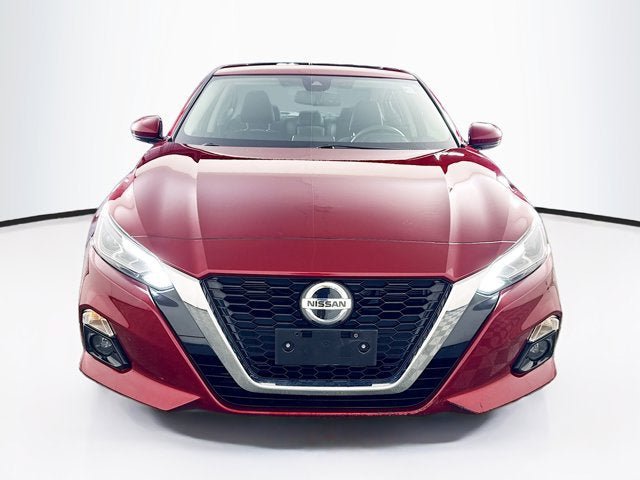 Used 2020 Nissan Altima 2.5 SV AWD/4WD image 2