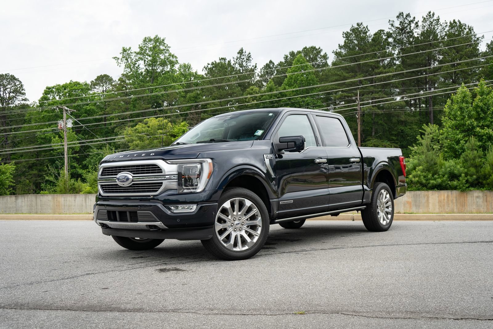 Used 2023 Ford F150 Limited AWD/4WD image 3