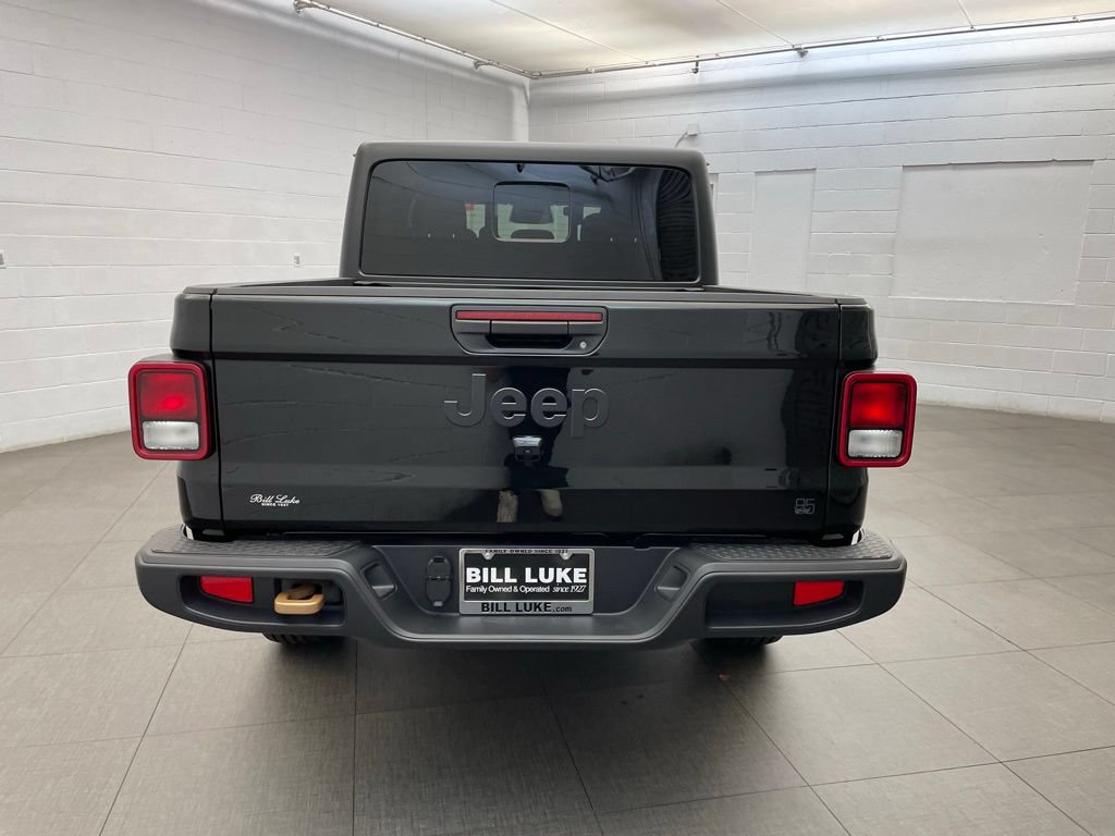 New 2026 Jeep Gladiator Mojave AWD/4WD image 4