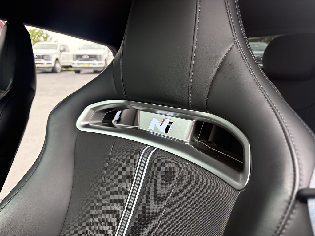 Used 2022 Hyundai Veloster N FWD image 16