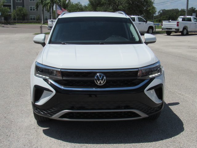 Used 2022 Volkswagen Taos SE image 8