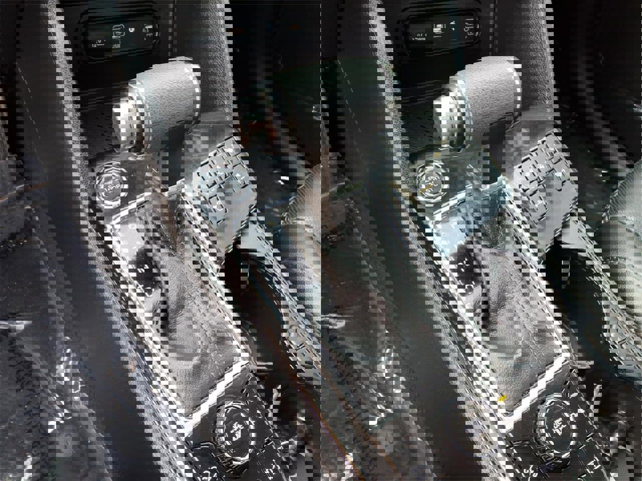 Used 2023 Kia Sportage SX image 26