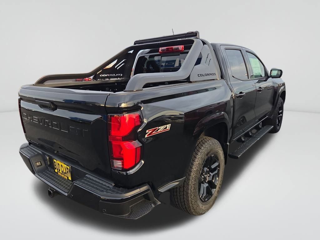 New 2025 Chevrolet Colorado Z71 w/ Midnight Edition image 6
