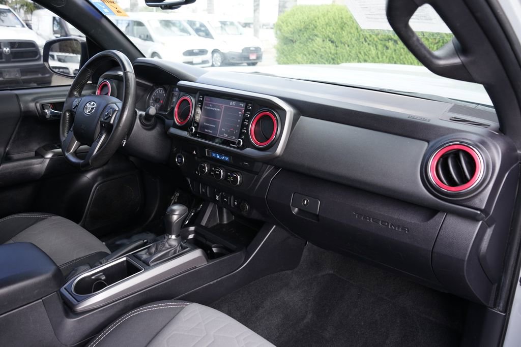 Used 2021 Toyota Tacoma TRD Sport image 35