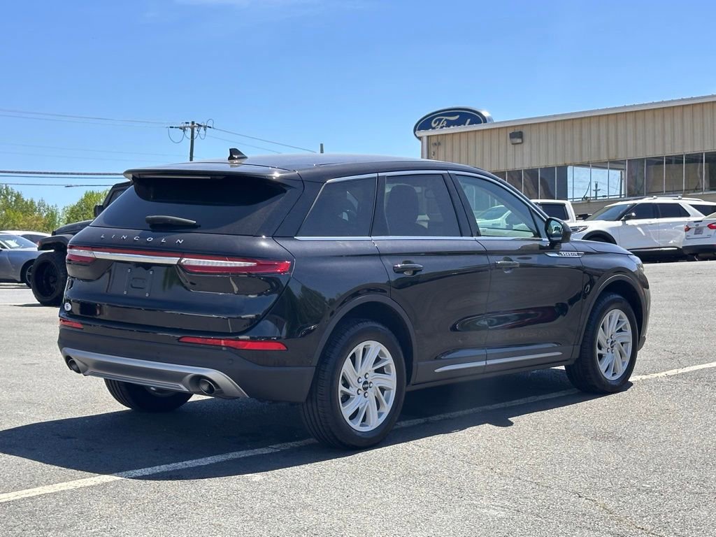 Used 2025 Lincoln Corsair FWD image 9