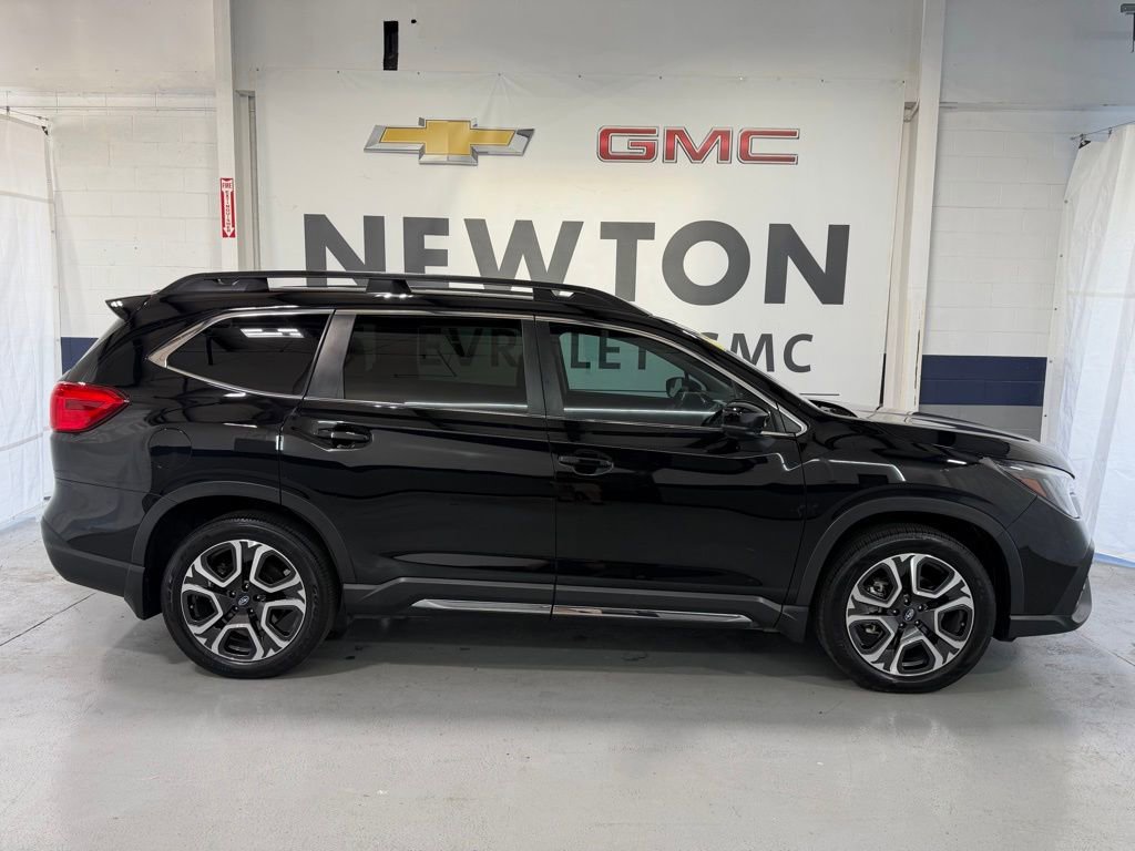 Used 2024 Subaru Ascent Limited AWD/4WD image 31