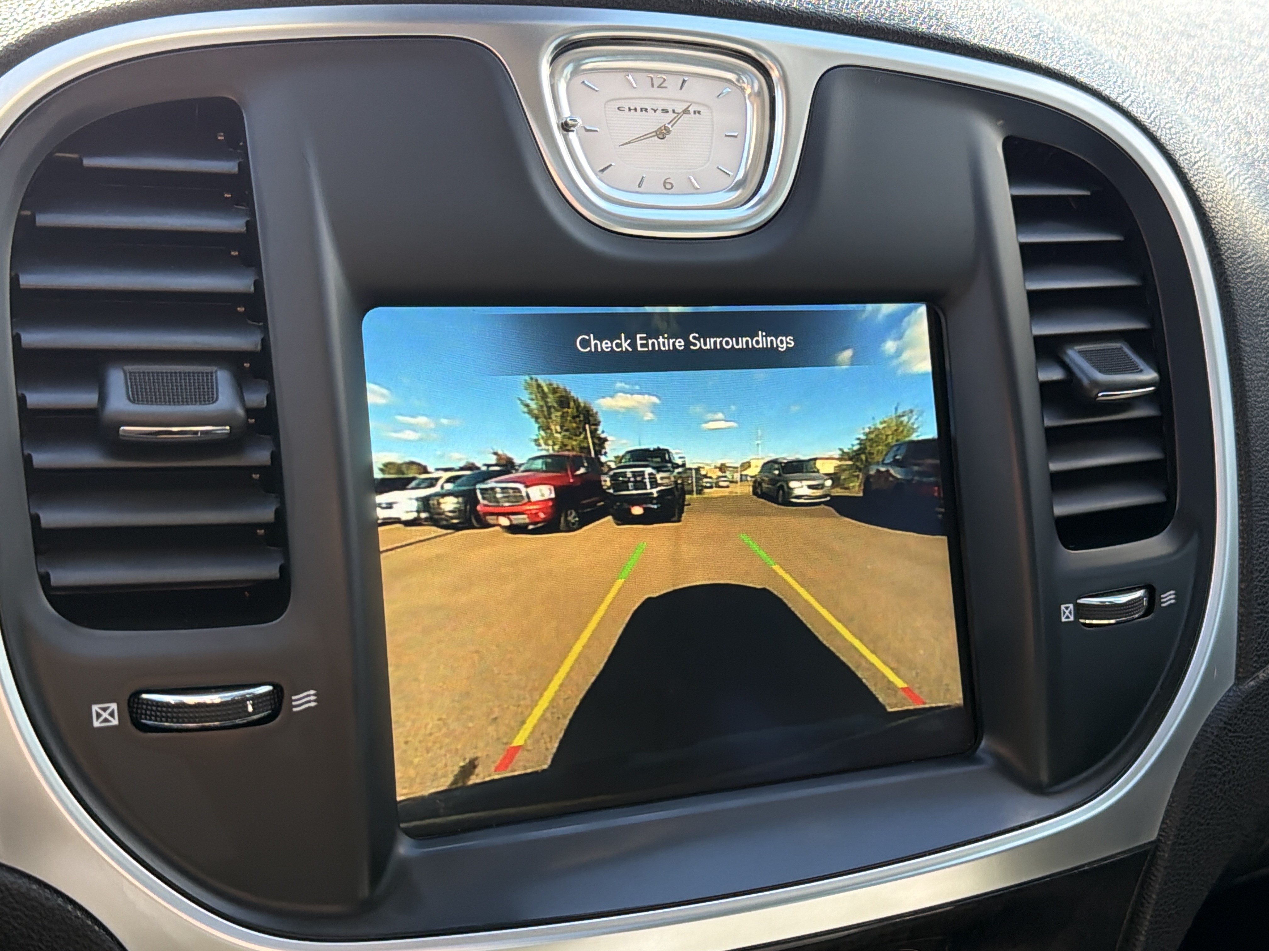 Used 2021 Chrysler 300 Touring L AWD/4WD image 19