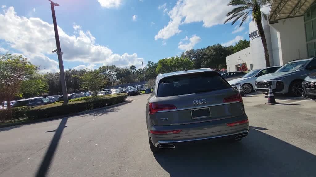 Certified 2024 Audi Q5 2.0T Premium w/ Convenience Package AWD/4WD image 7