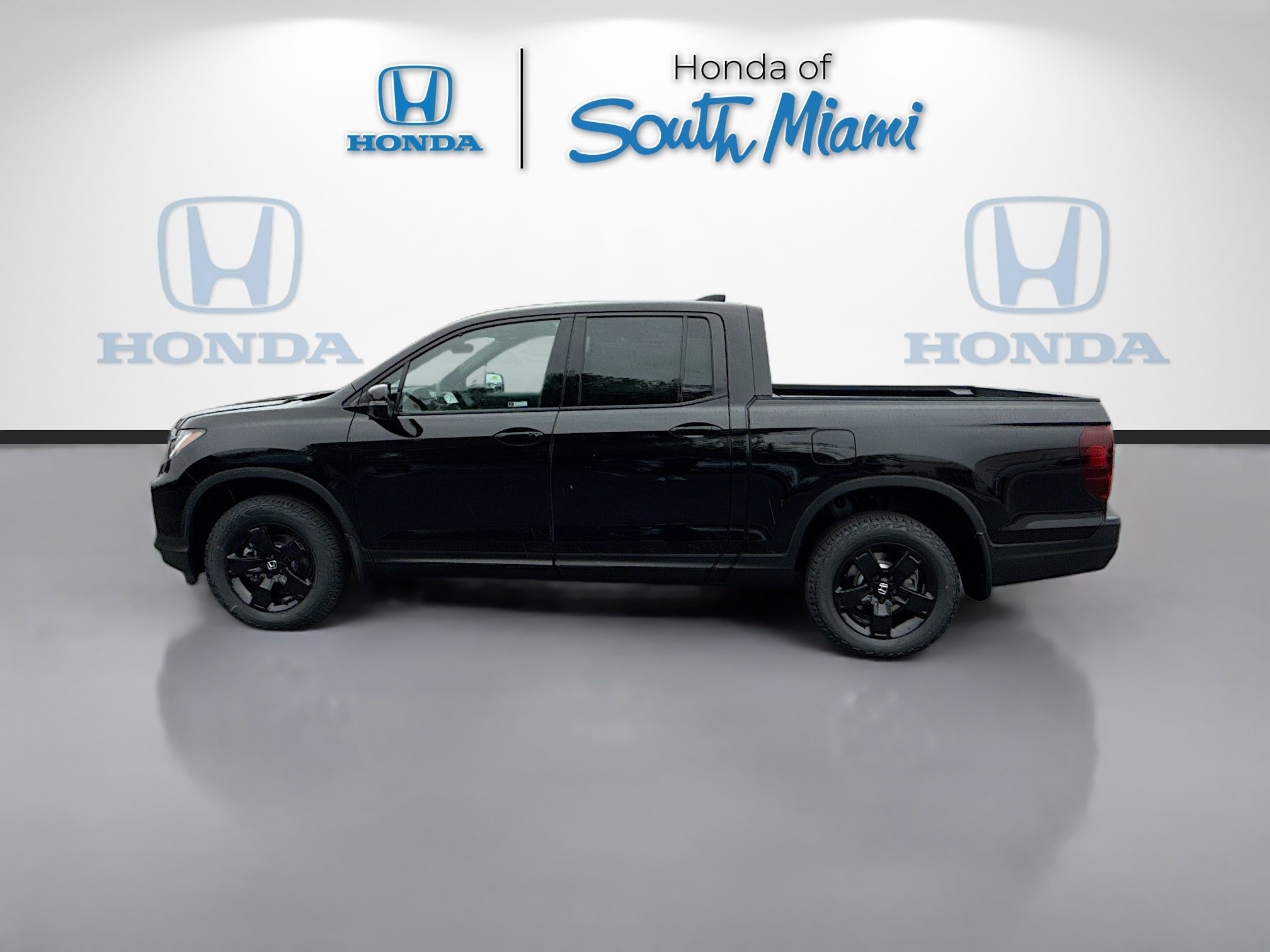 New 2026 Honda Ridgeline Black Edition image 4