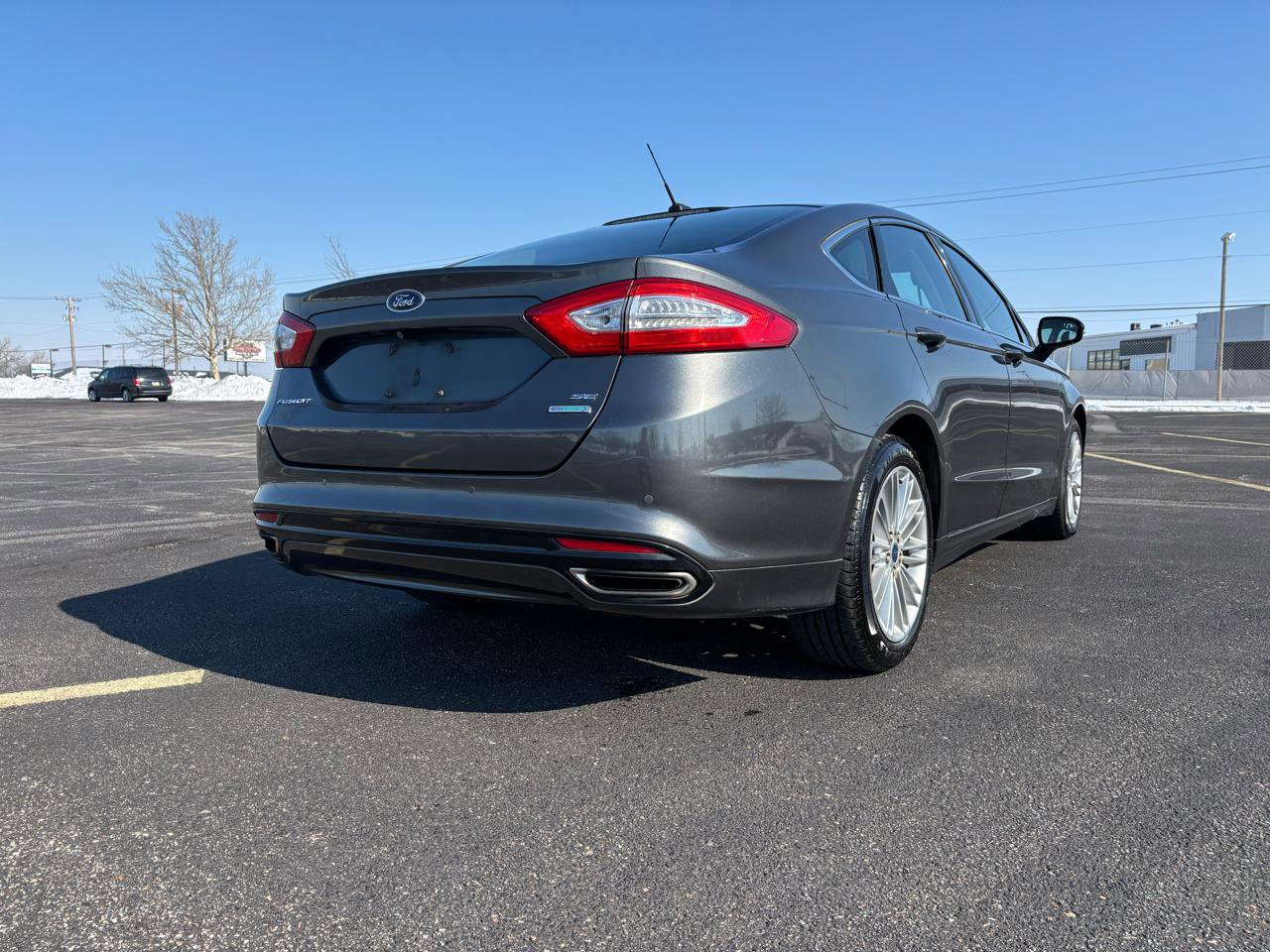 Used 2016 Ford Fusion SE w/ Equipment Group 202A image 23