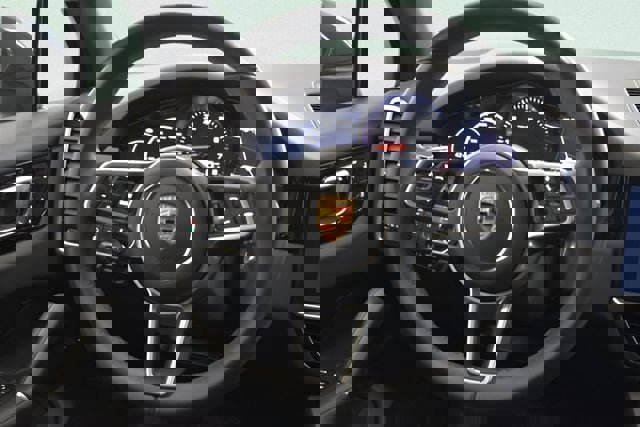 Used 2023 Porsche Cayenne image 24