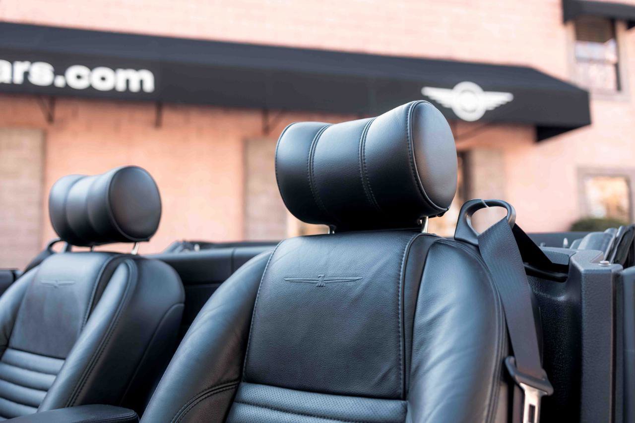 Used 2003 Ford Thunderbird Deluxe image 68