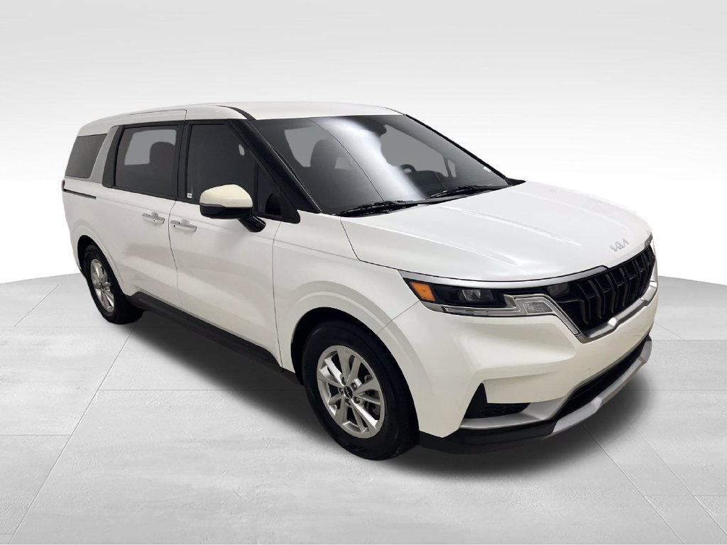 Used 2023 Kia Carnival LX FWD image 7