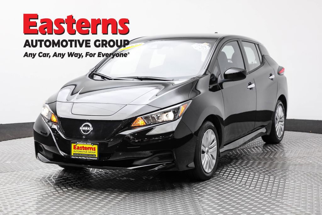 Used 2024 Nissan Leaf S image 1