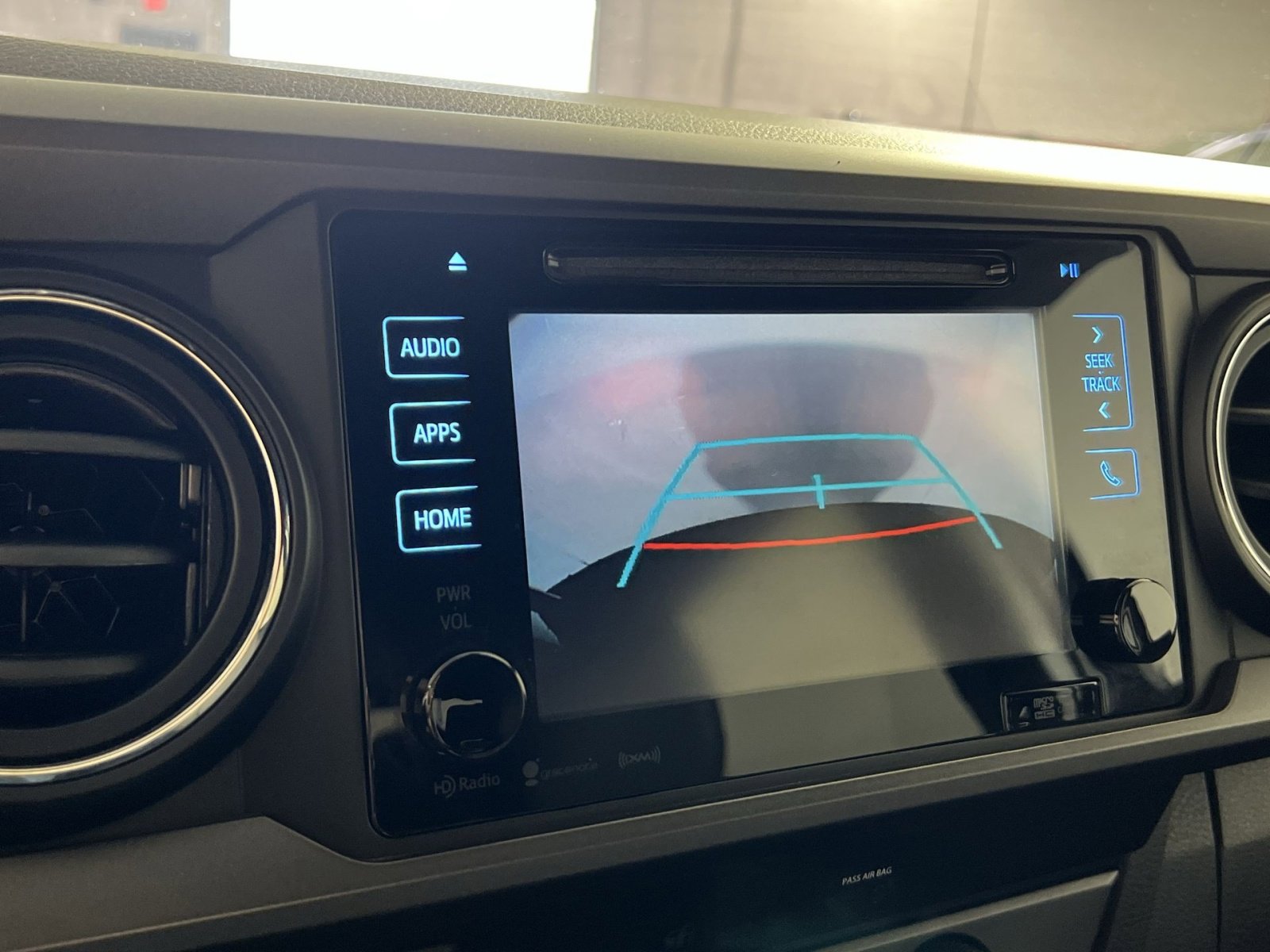 Used 2019 Toyota Tacoma TRD Off-Road image 19