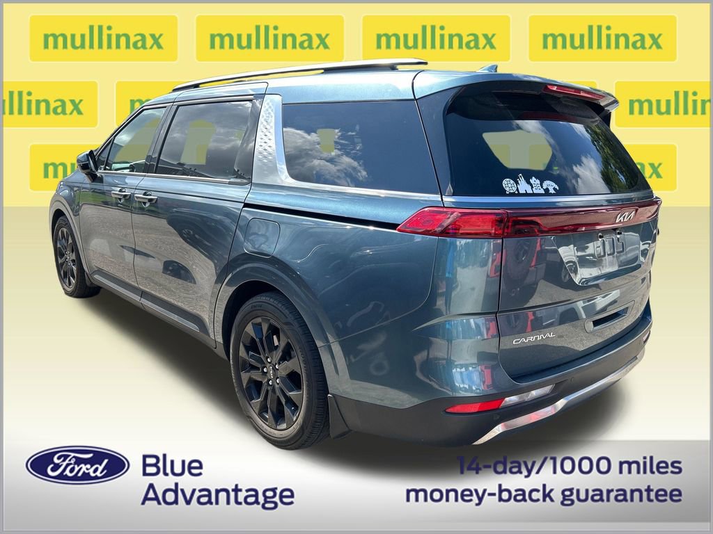 Used 2023 Kia Carnival SX Prestige w/ Paint Protection Package FWD image 3