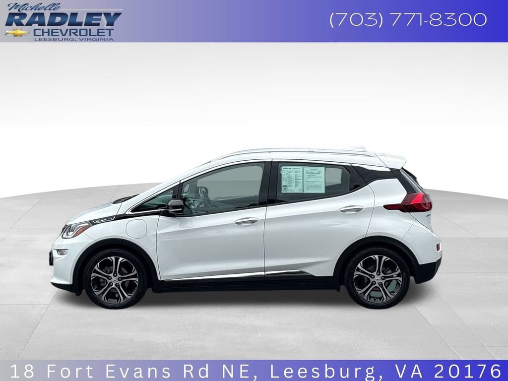 Used 2019 Chevrolet Bolt Premier w/ Infotainment Package FWD image 2