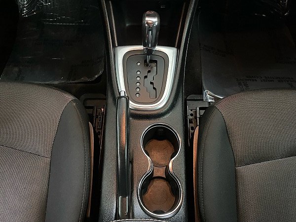 Used 2014 Dodge Avenger SE FWD image 20