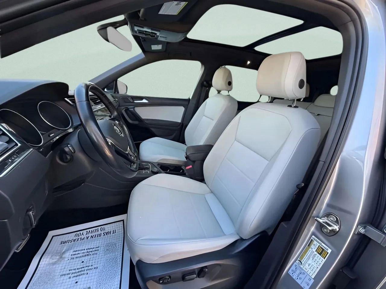 Used 2021 Volkswagen Tiguan SE R-Line w/ 3rd Row Seat Package image 38