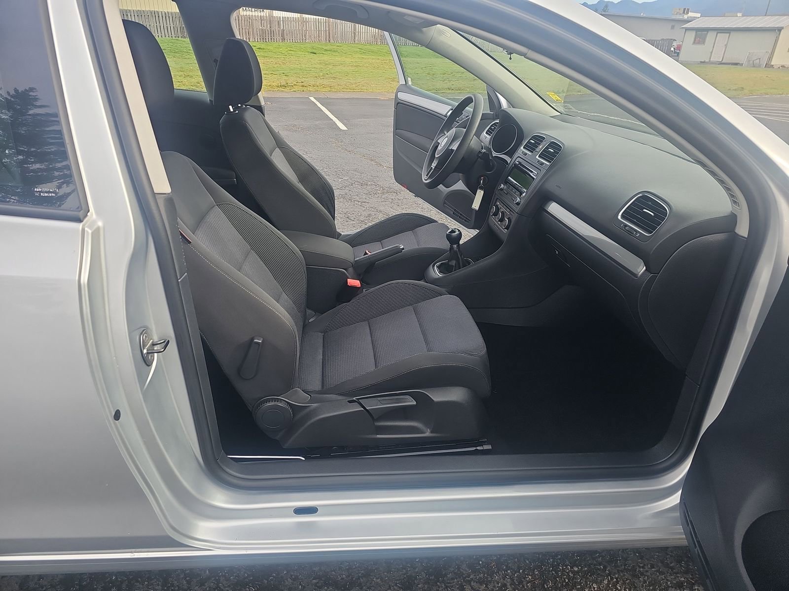 Used 2012 Volkswagen Golf 2-Door image 19