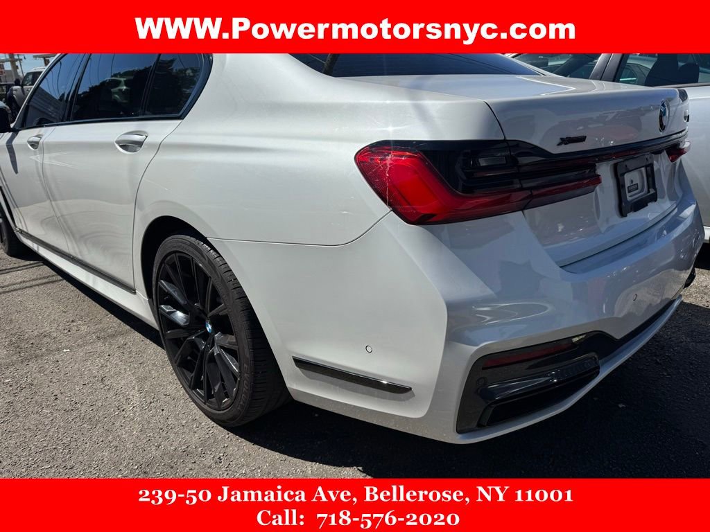 Used 2020 BMW 740i xDrive w/ M Sport Package image 6