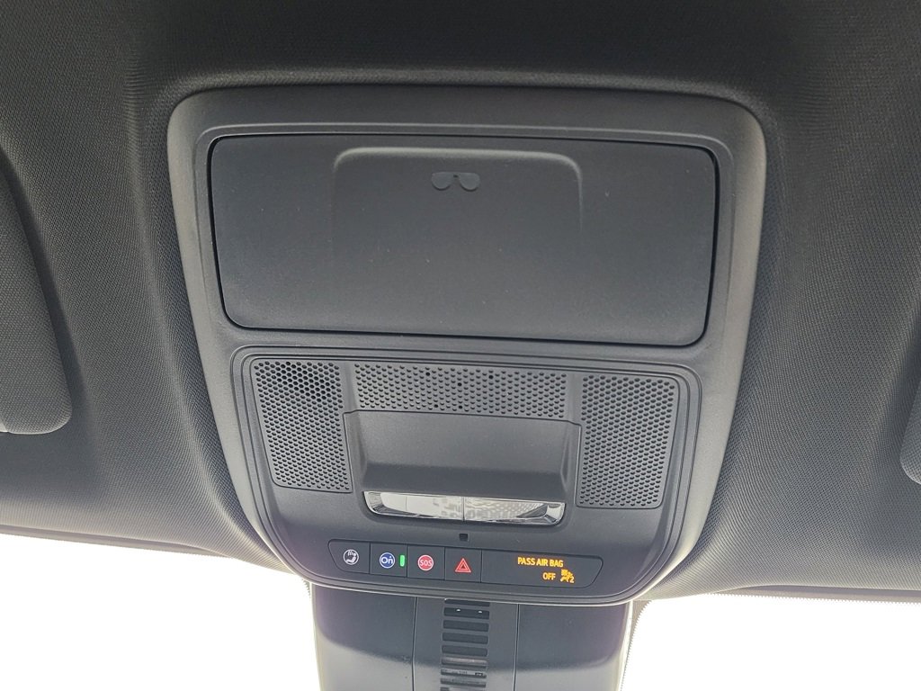 New 2026 GMC Acadia Elevation image 37