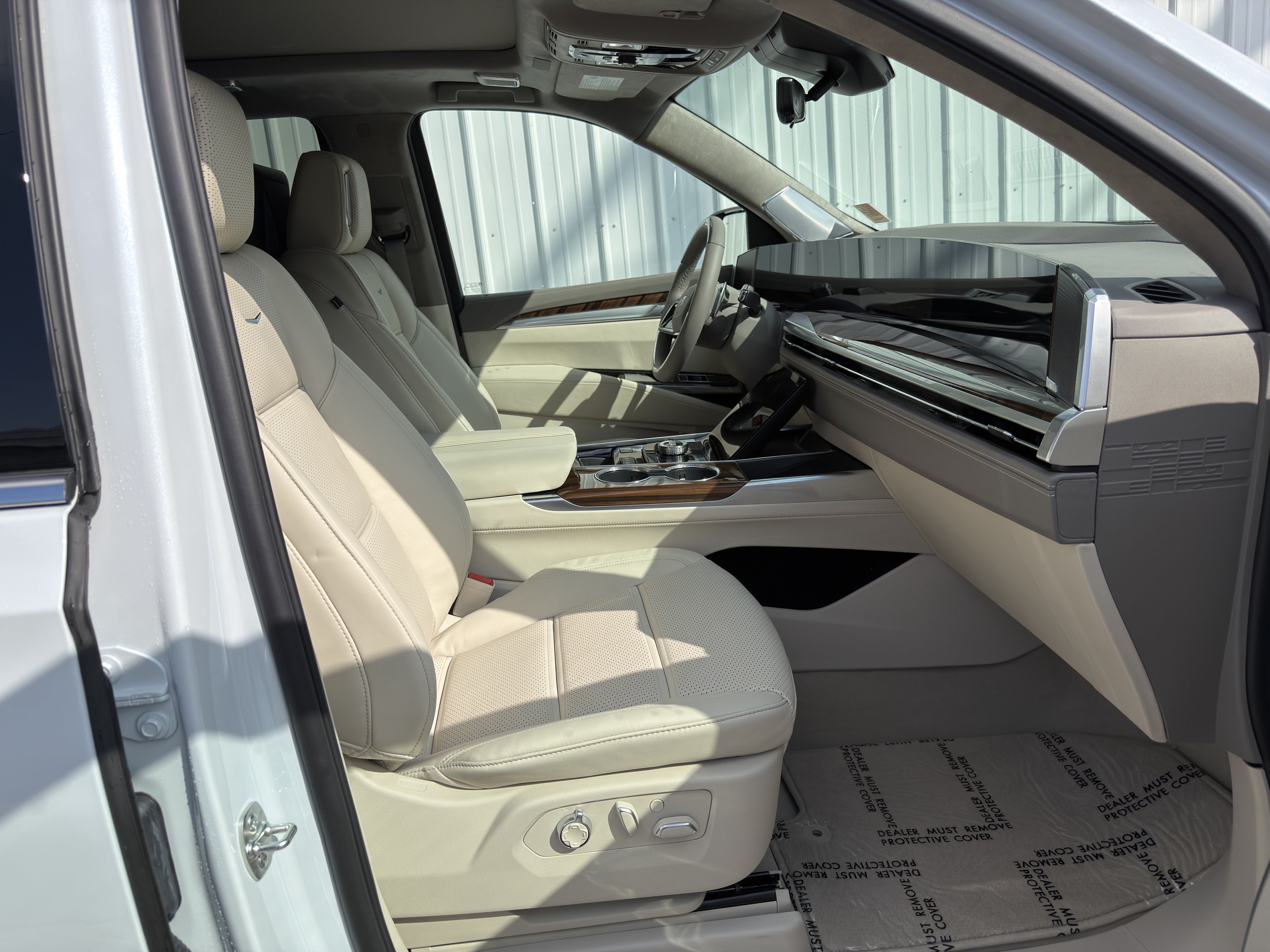 New 2026 Cadillac Escalade Platinum Luxury AWD/4WD image 21