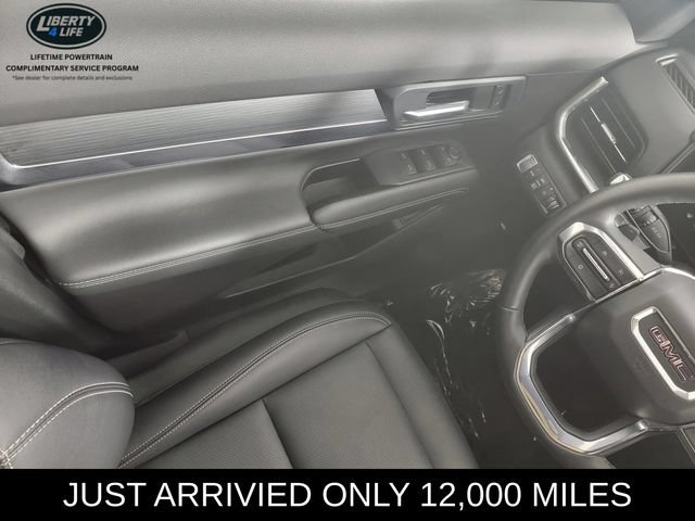 Used 2026 GMC Terrain Elevation w/ Elevation Premium Package AWD/4WD image 30