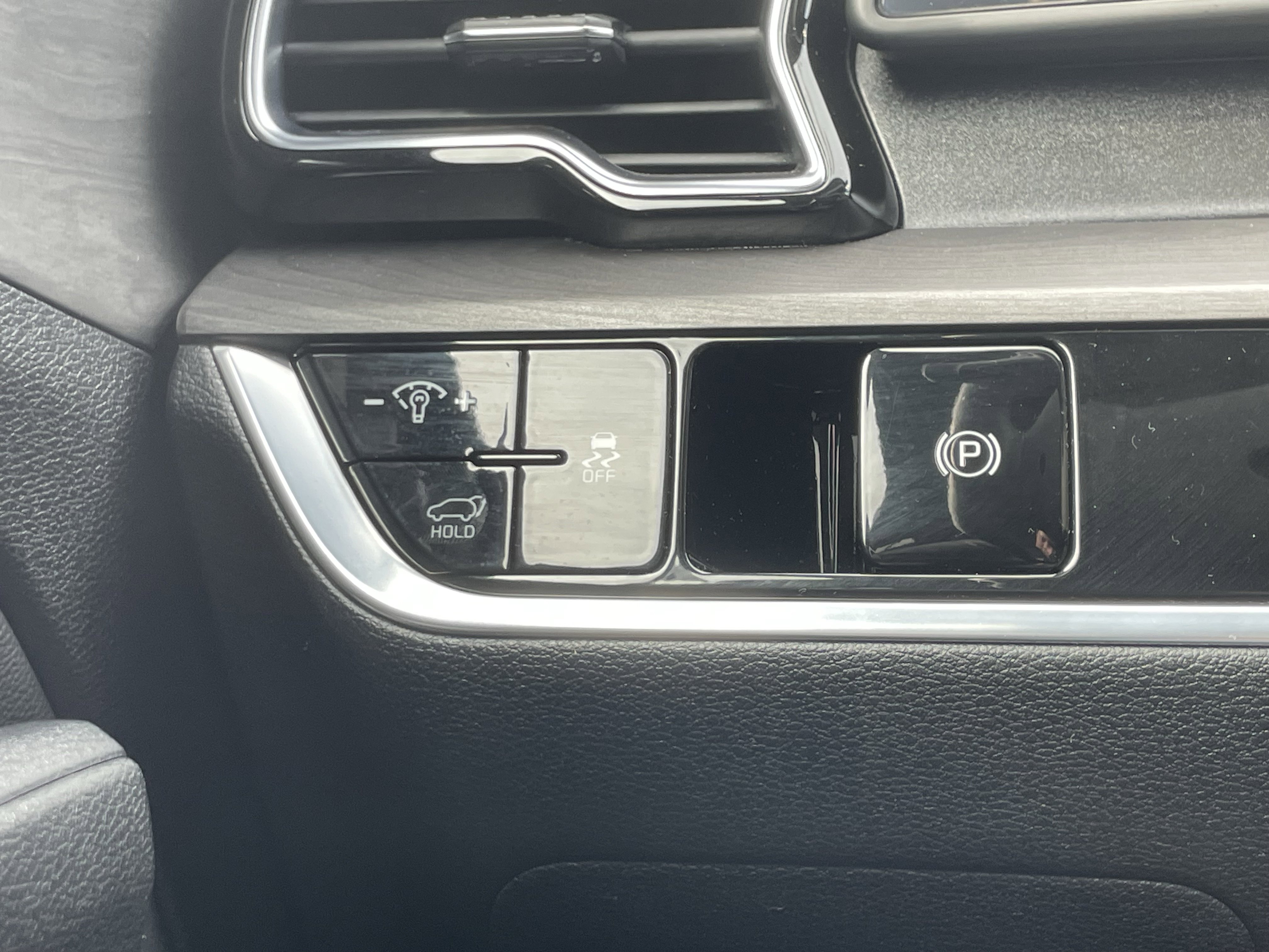 Used 2023 Kia Sportage X-Line w/ X-Line Premium Package image 28