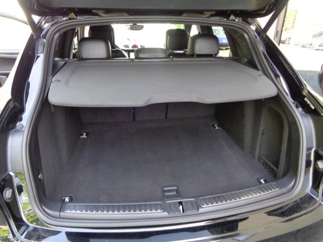 Used 2015 Porsche Macan S w/ Premium Package Plus AWD/4WD image 17