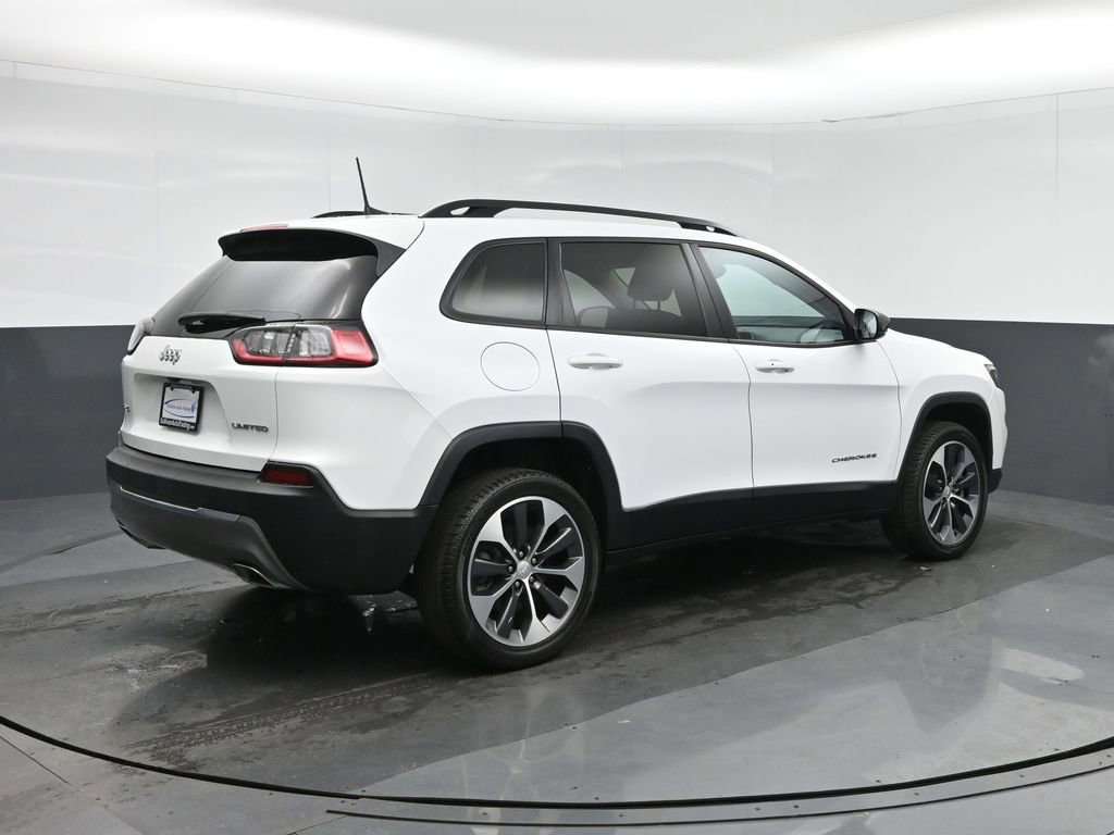Used 2022 Jeep Cherokee Limited w/ Elite Package image 7