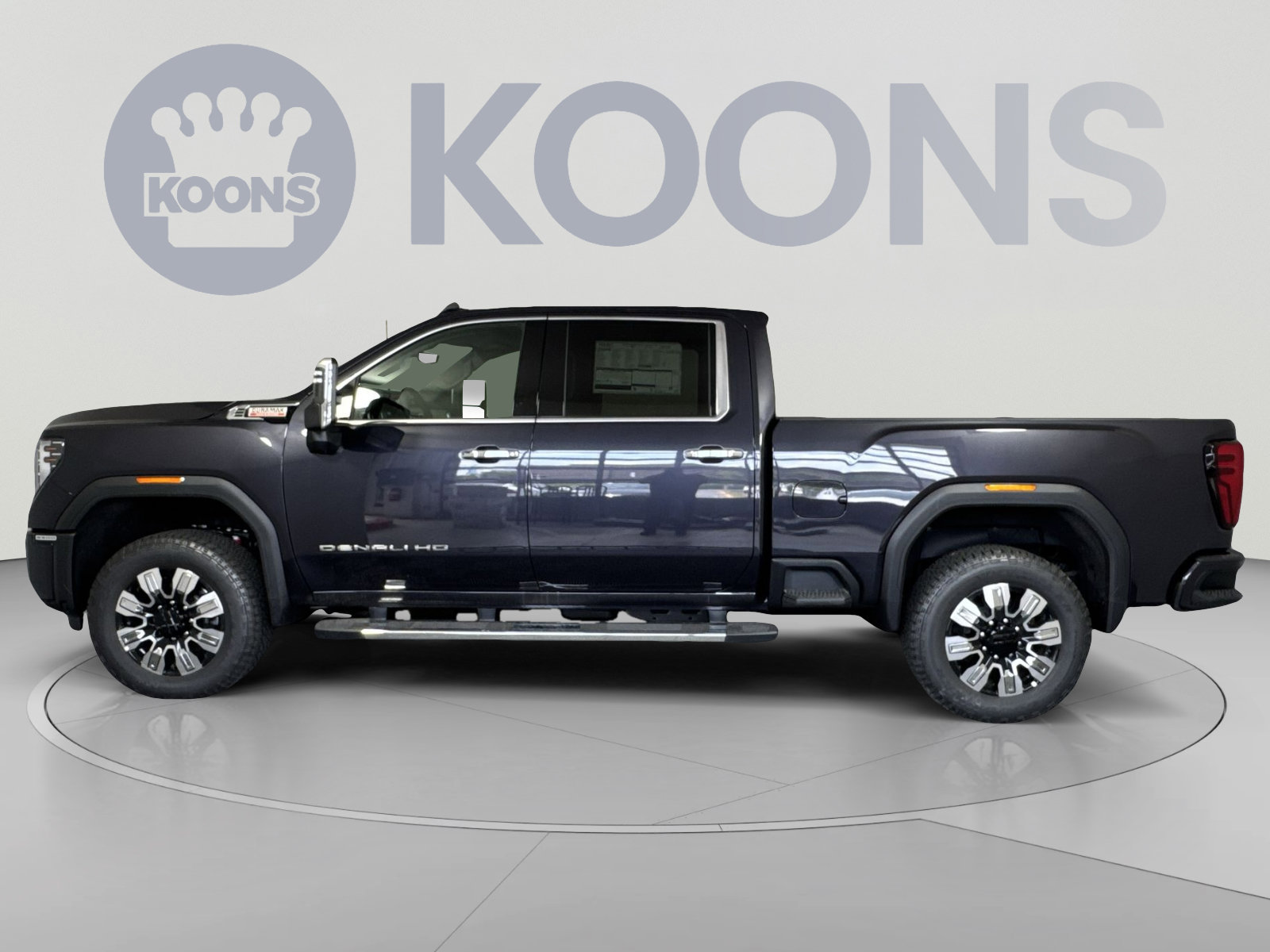 New 2026 GMC Sierra 2500 Denali w/ Denali Reserve Package AWD/4WD image 2
