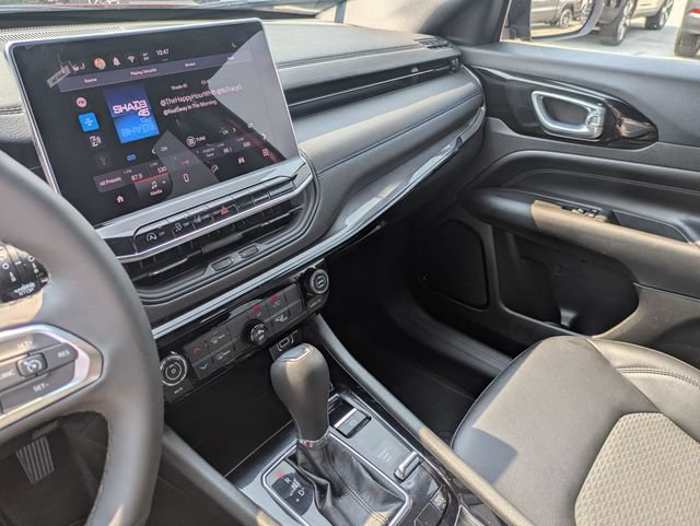 New 2026 Jeep Compass Latitude AWD/4WD image 20