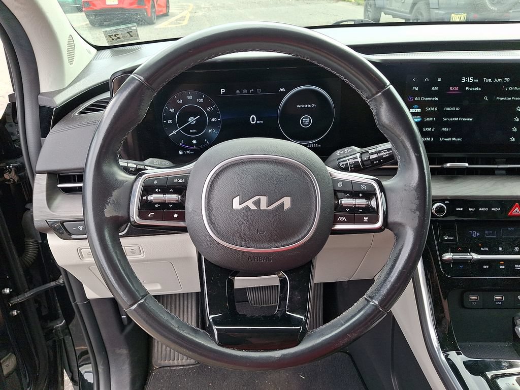 Certified 2023 Kia Carnival SX FWD image 19