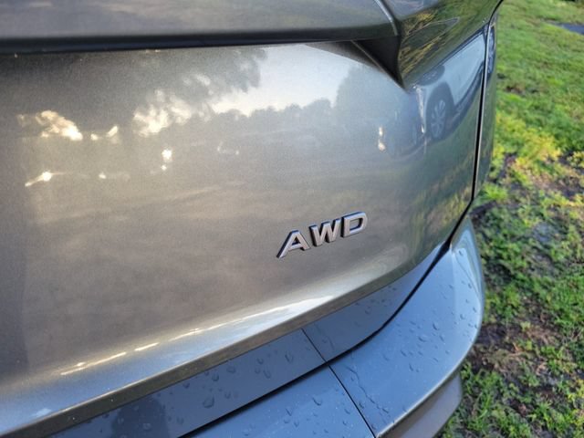 Used 2025 Nissan Rogue SV AWD/4WD image 7