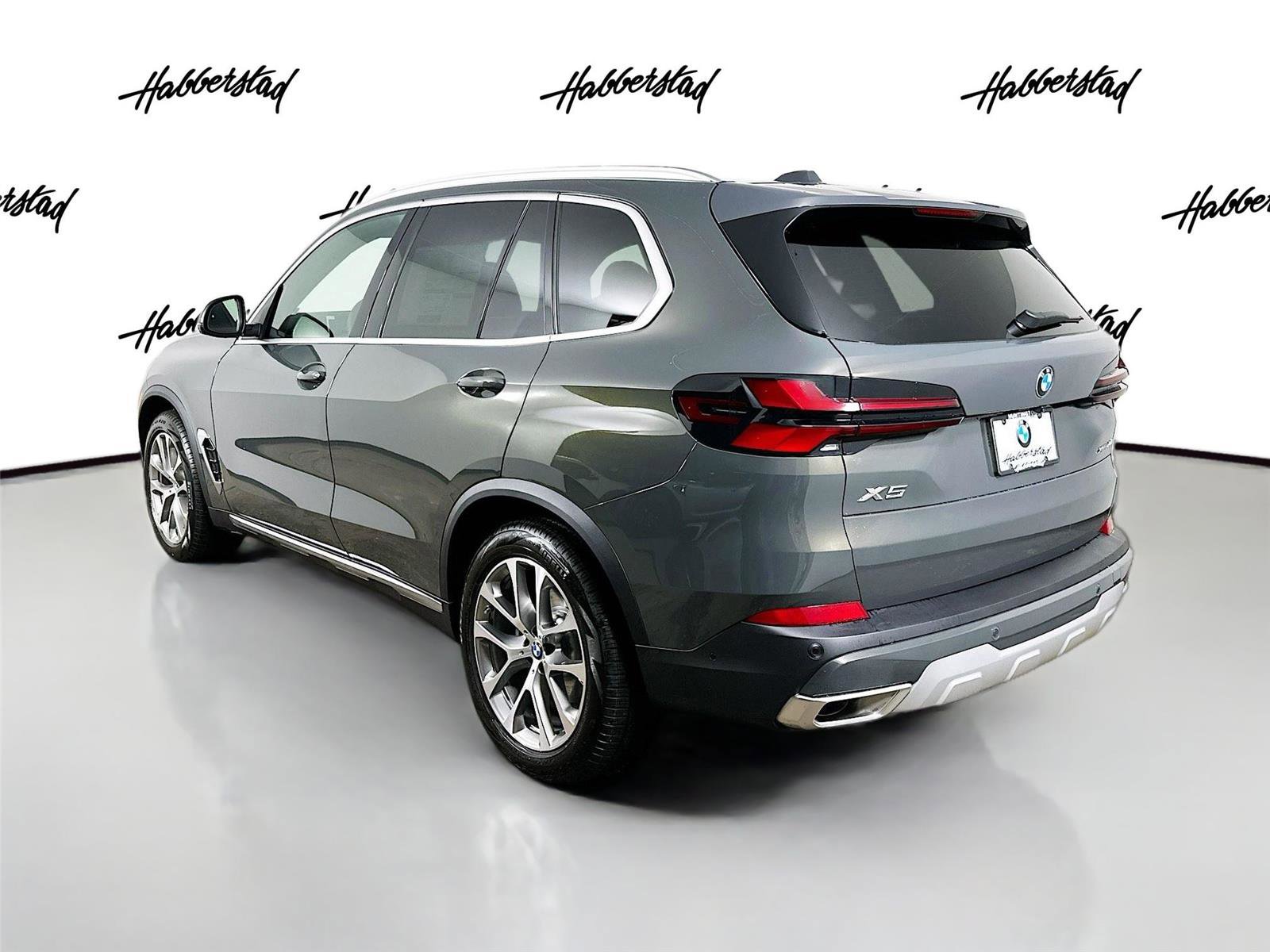 New 2026 BMW X5 xDrive40i w/ Premium Package image 7