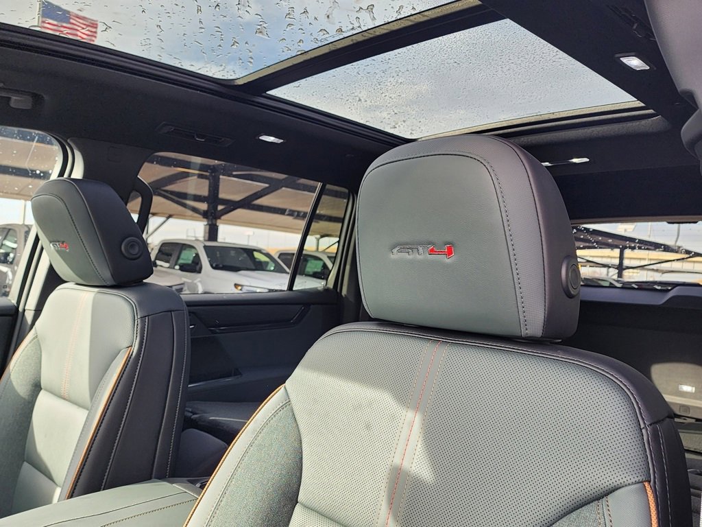New 2026 GMC Acadia AT4 w/ Super Cruise Package image 17