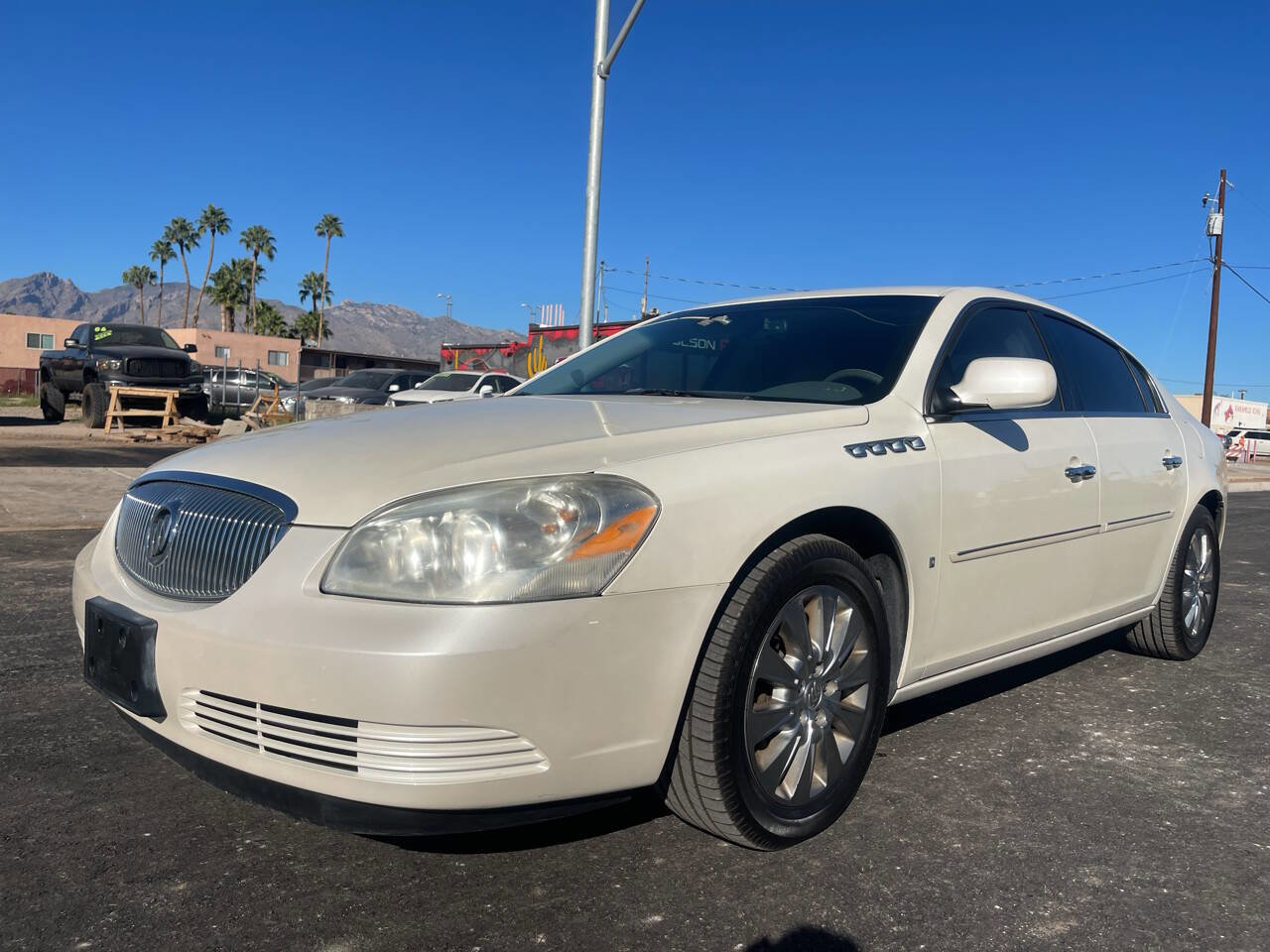Used 2008 Buick Lucerne CXL w/ Ultra Confidence Package FWD image 2