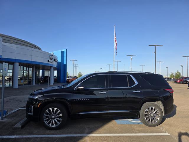 Used 2023 Chevrolet Traverse Premier image 22