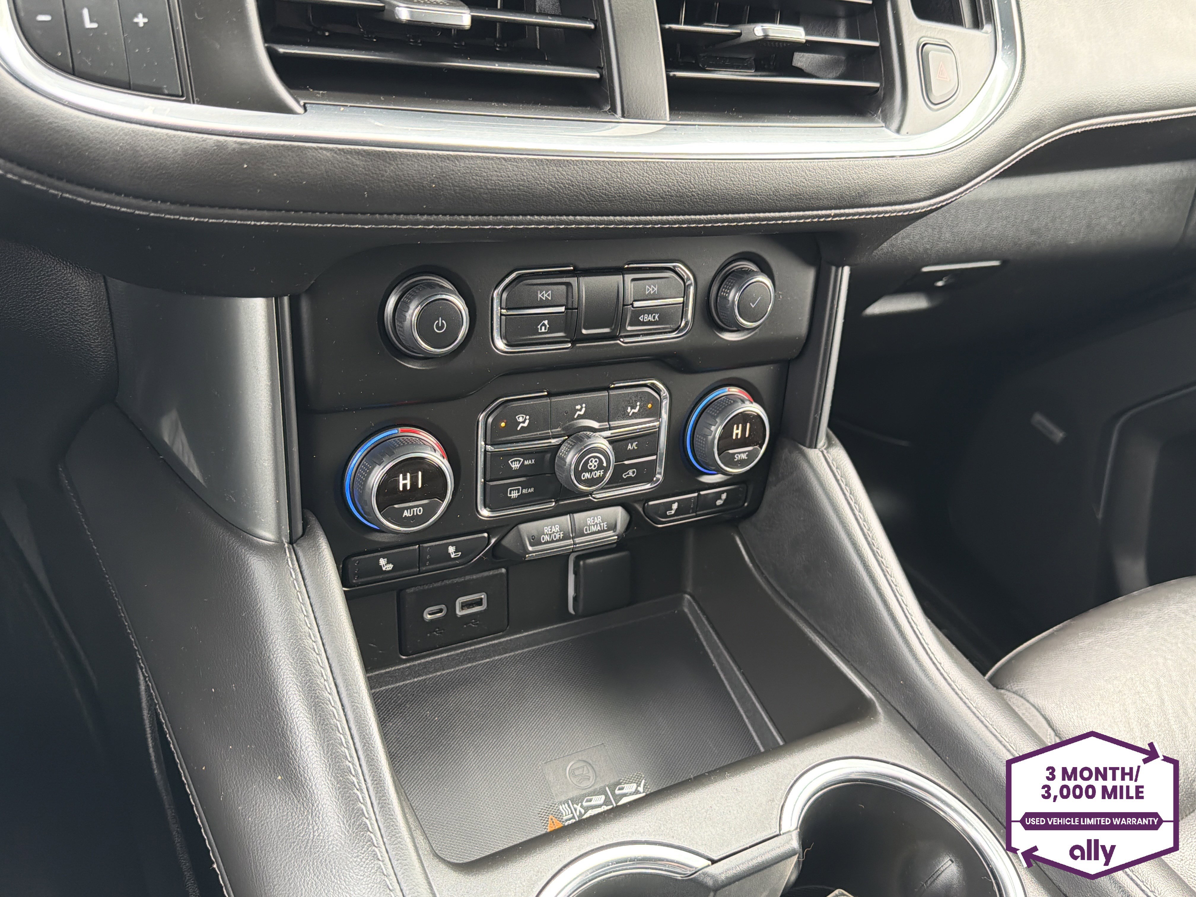 Used 2022 Chevrolet Tahoe LT w/ Luxury Package image 23