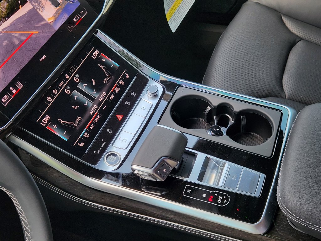 New 2027 Audi Q8 Premium Plus AWD/4WD image 23
