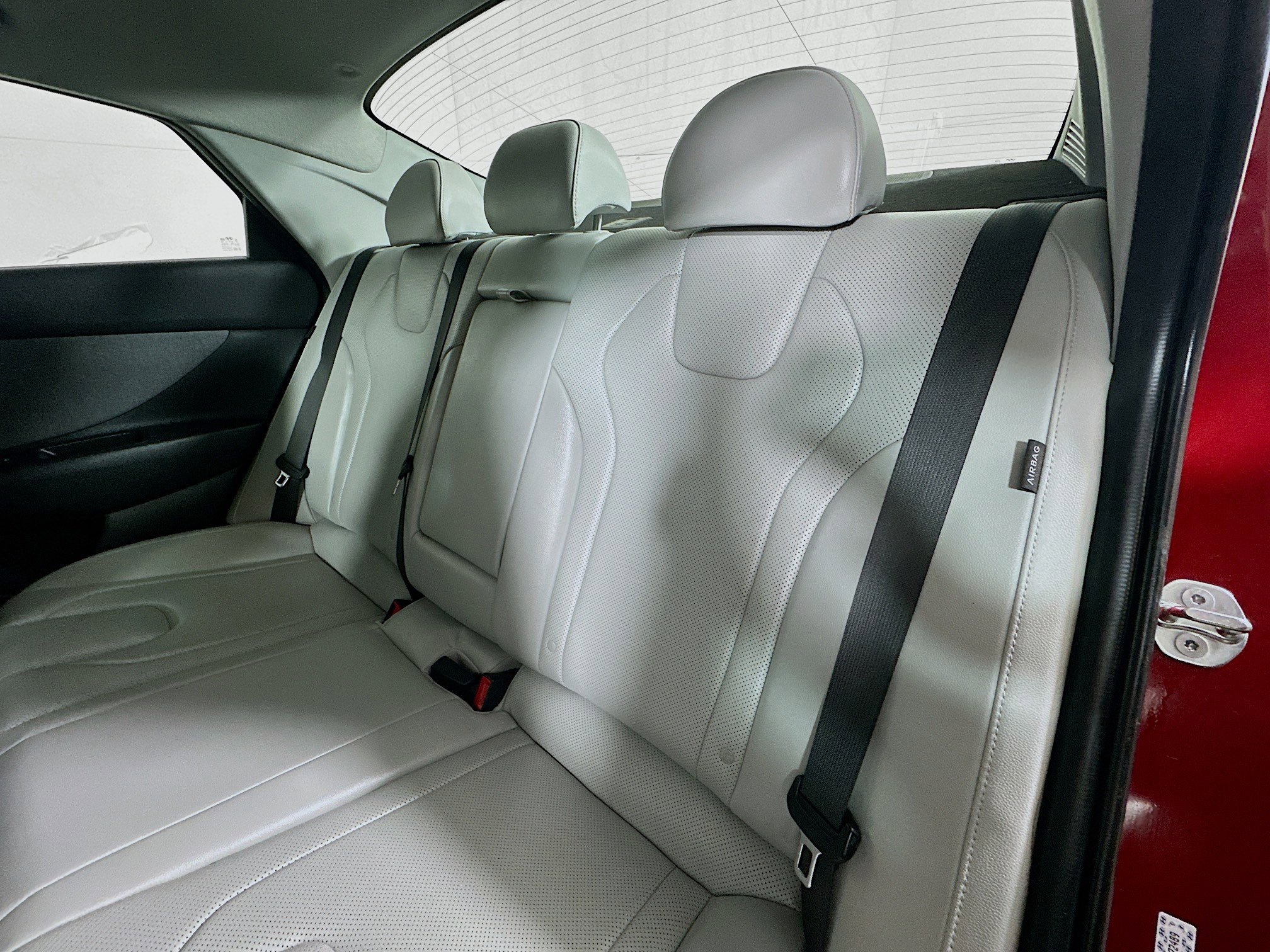 Certified 2024 Hyundai Elantra Limited FWD image 25