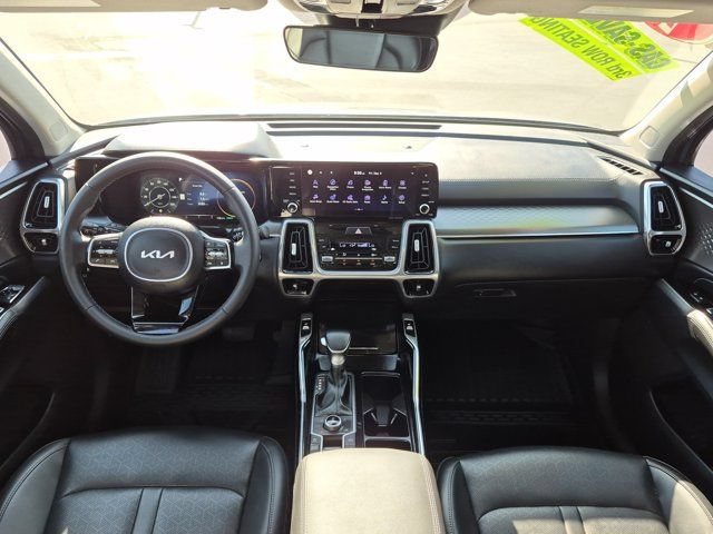 Used 2023 Kia Sorento SX AWD/4WD image 15