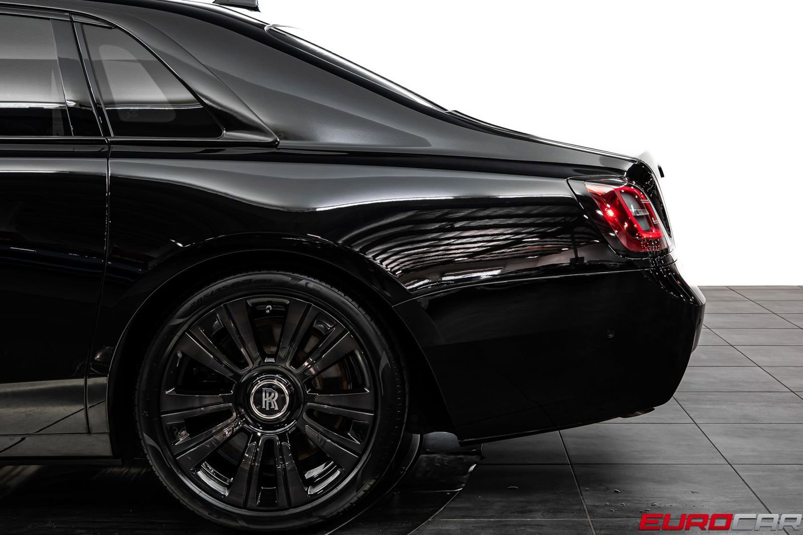 Used 2022 Rolls-Royce Ghost AWD/4WD image 16