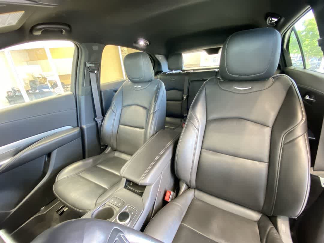 Used 2023 Cadillac XT4 Premium Luxury AWD/4WD image 14