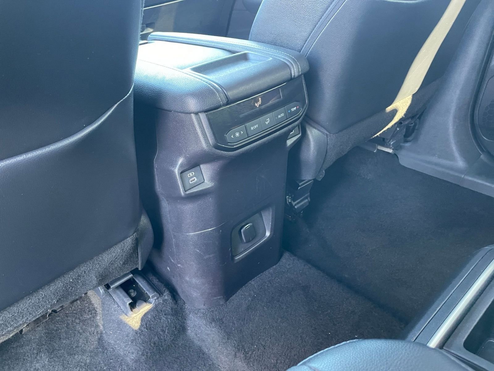 Used 2025 Toyota Grand Highlander FWD image 25