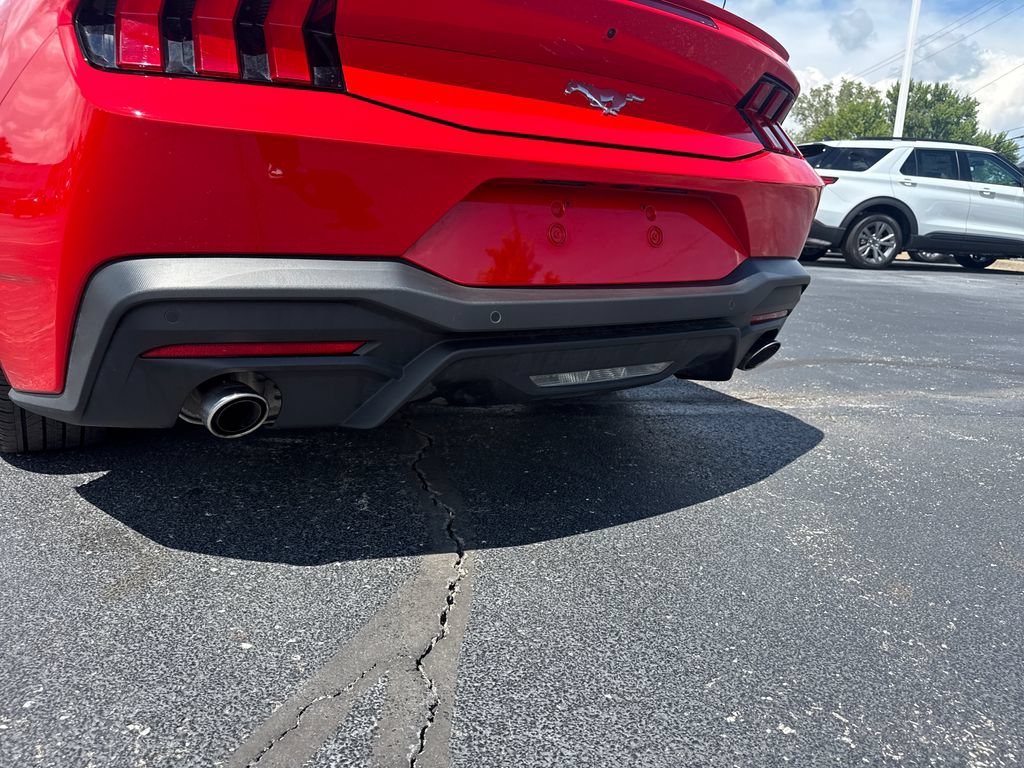 Used 2025 Ford Mustang Premium RWD image 11