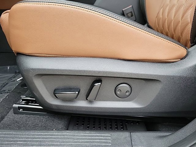 New 2026 Nissan Rogue Platinum w/ Tech Package image 9