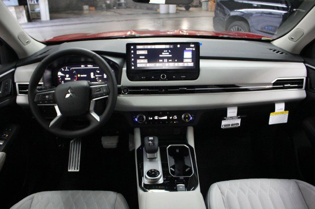 New 2026 Mitsubishi Outlander SEL FWD image 20